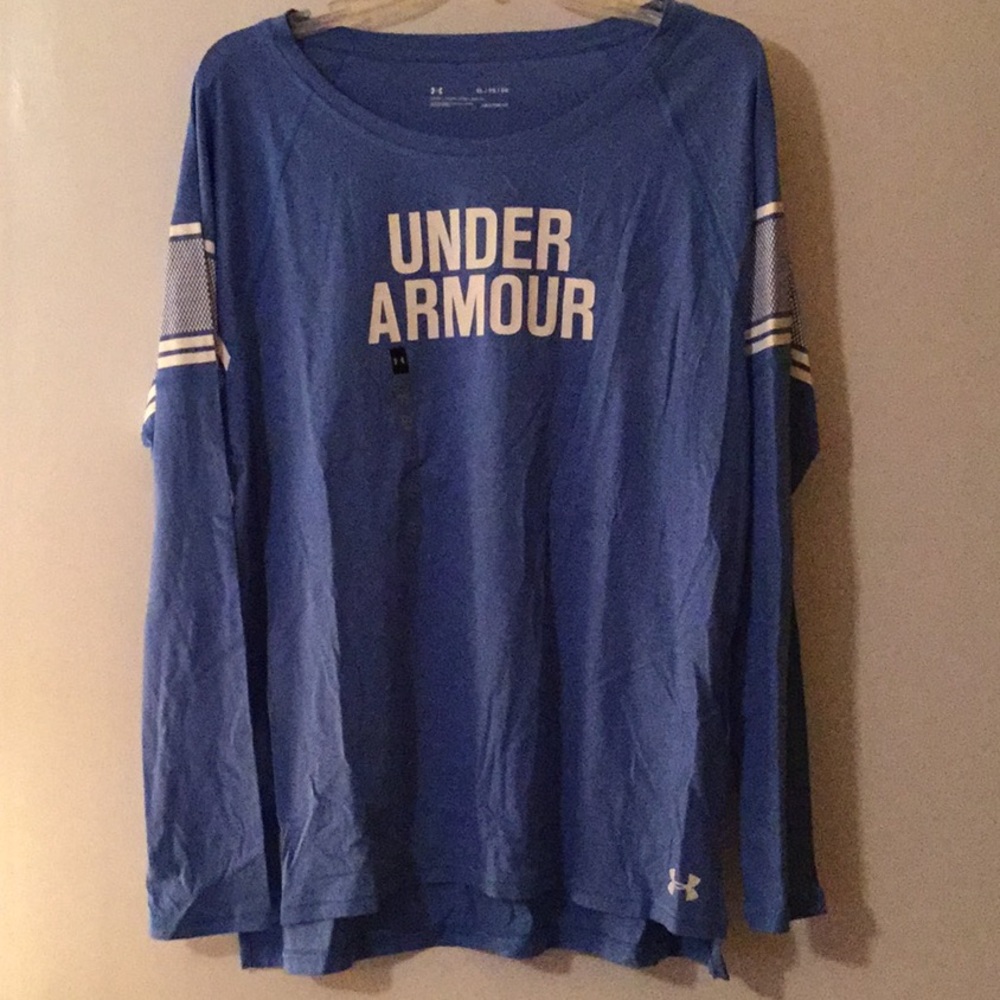 NWT Under Armour top